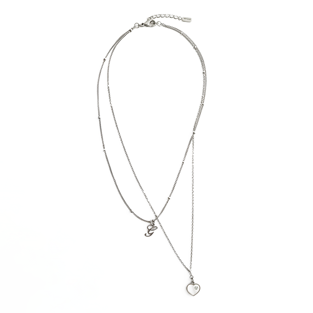 Collana in argento con iniziale e ciondolo a cuore