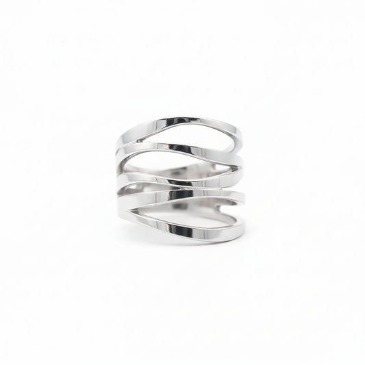 Anello in argento dal design intrecciato