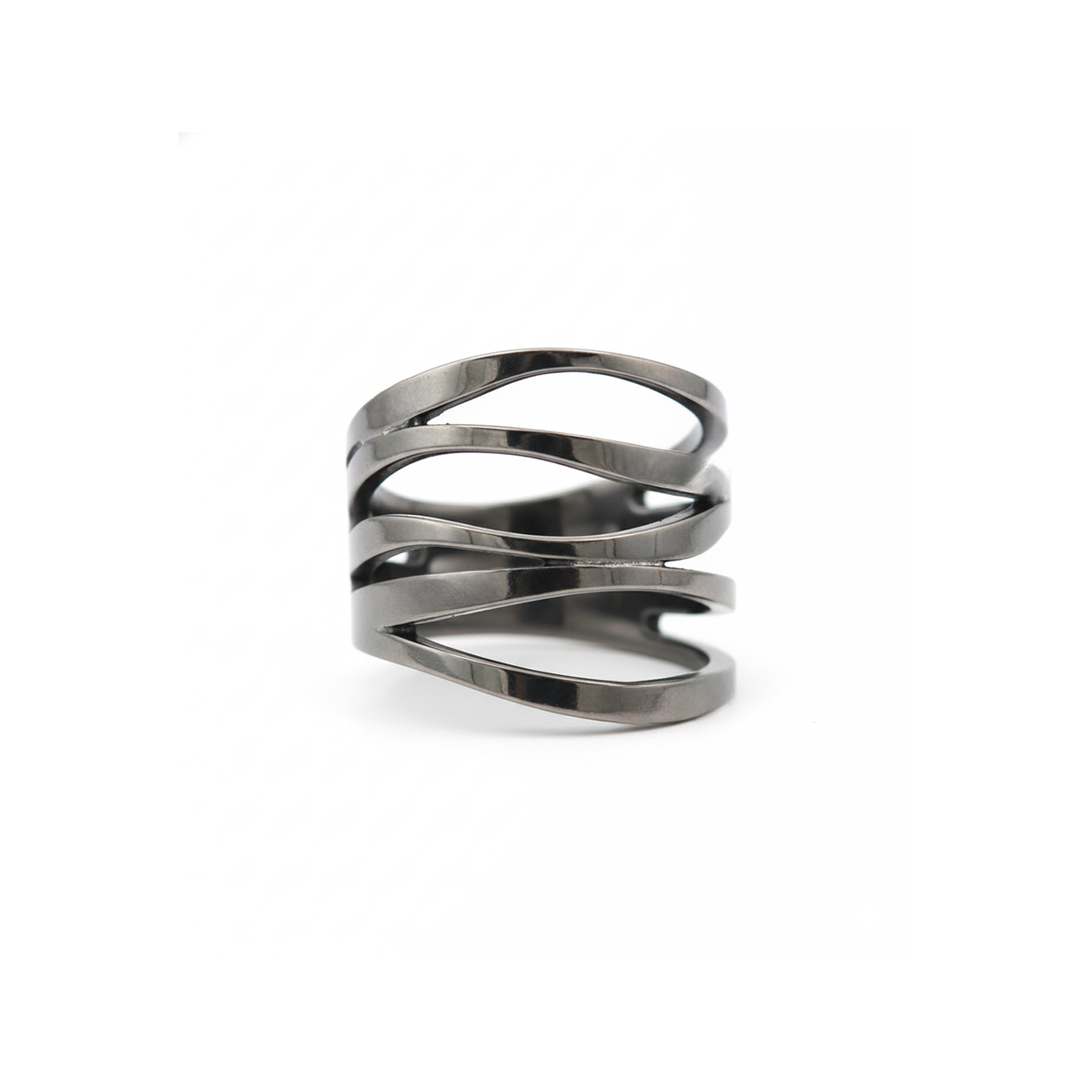 Anello in argento dal design intrecciato