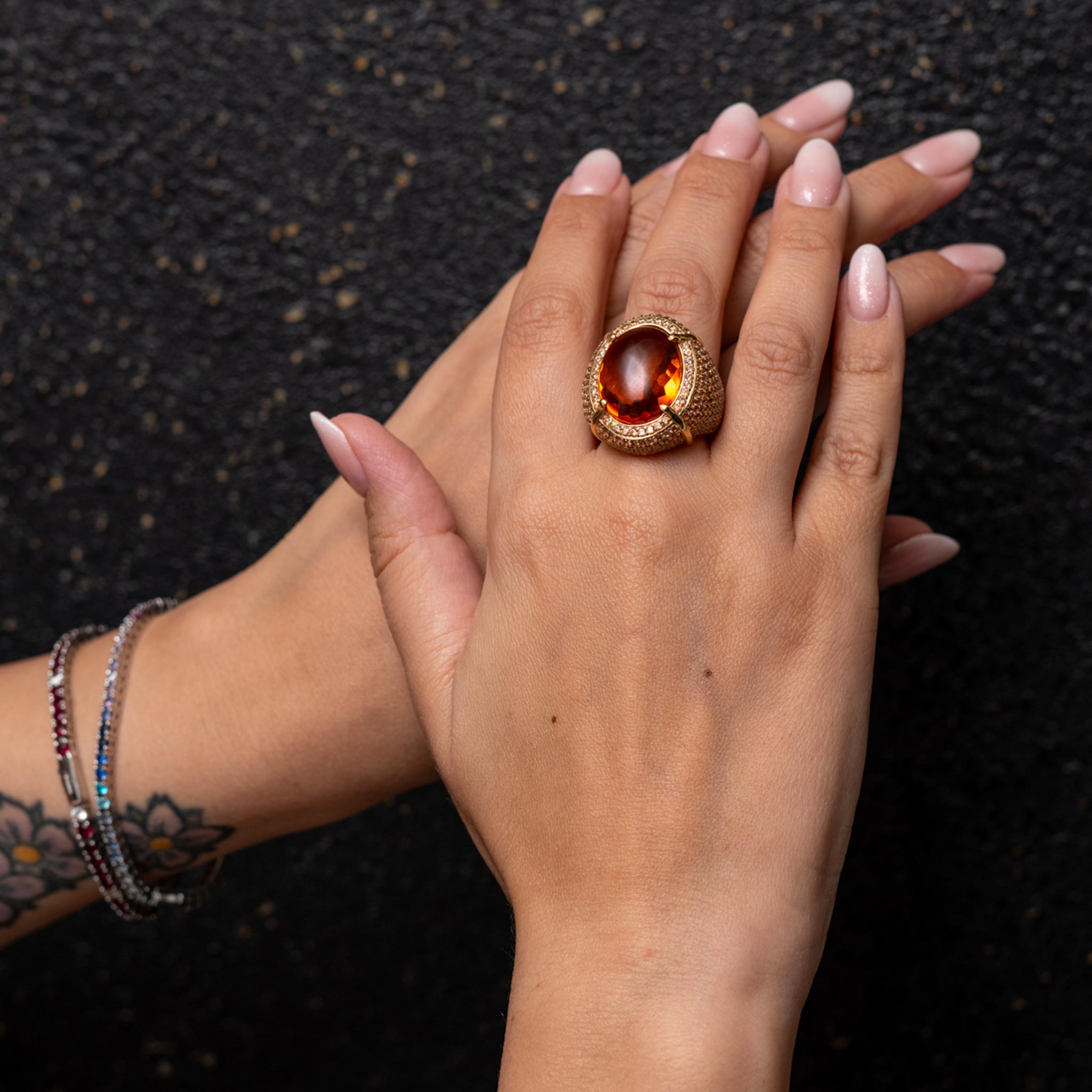 Anello “Sovrana" in argento 925