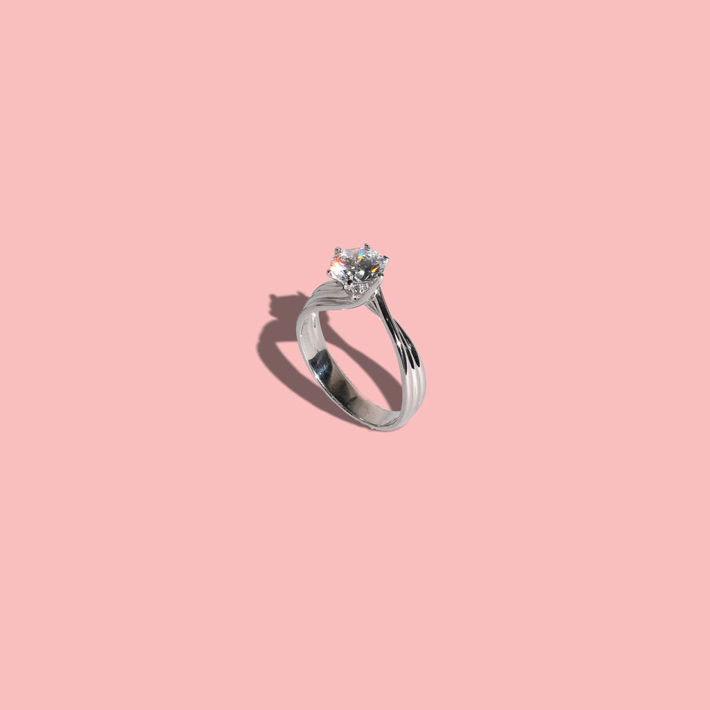 Anello Solitario in argento 925